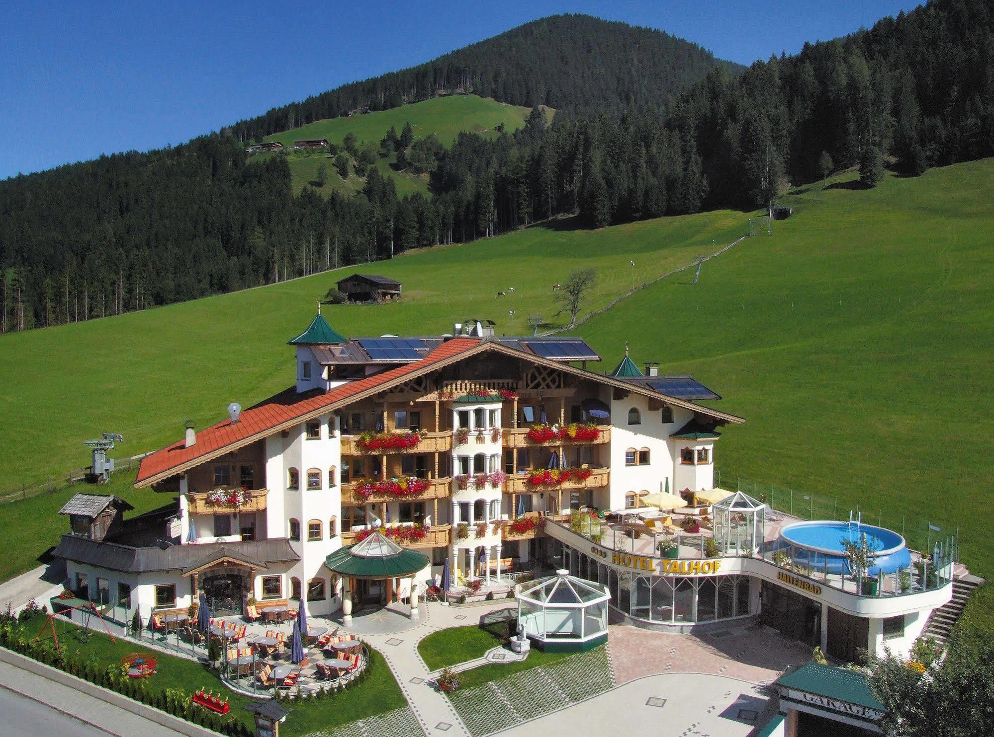 Apparthotel Talhof, Restaurant, Pool Und Spa Oberau Exterior photo