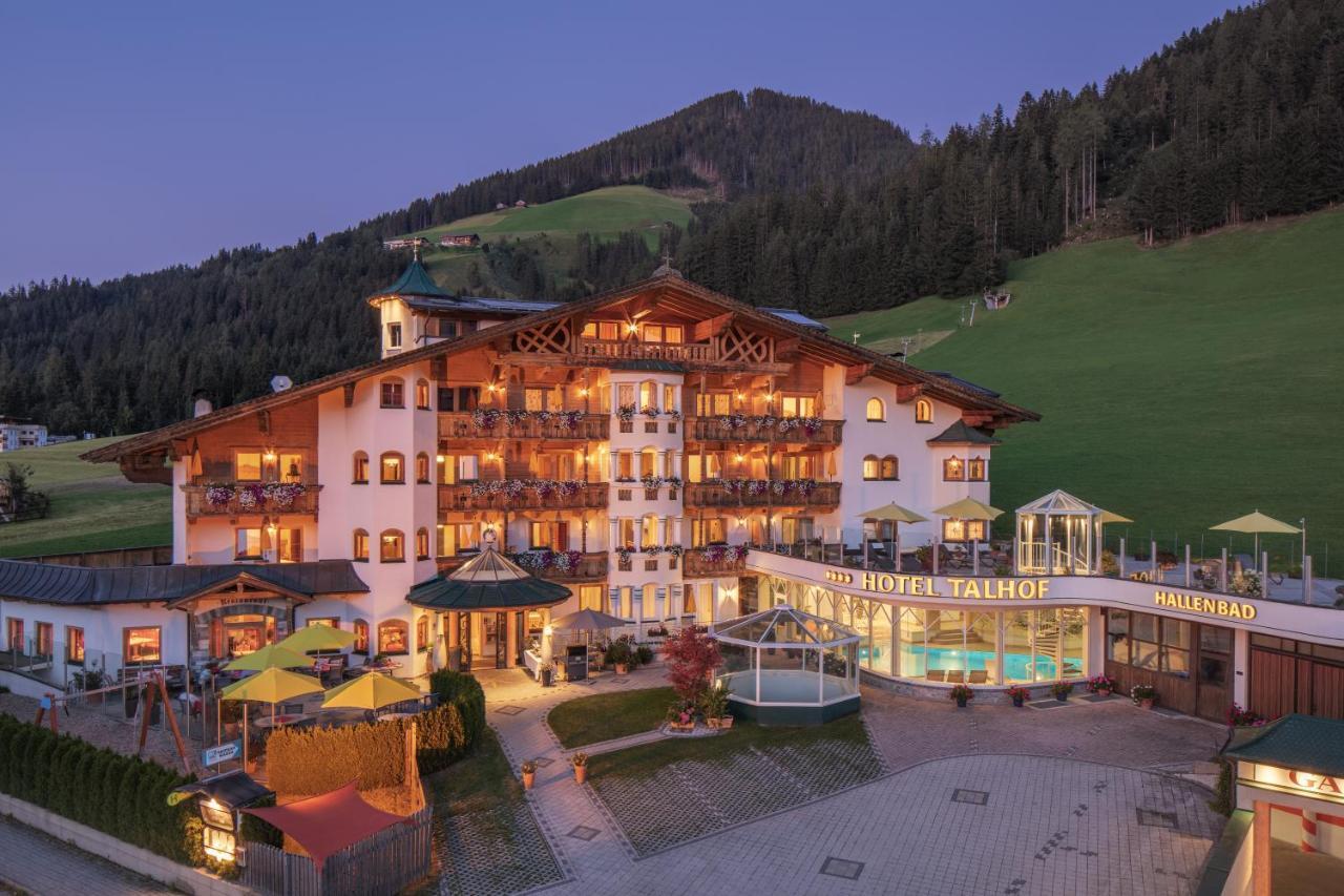 Apparthotel Talhof, Restaurant, Pool Und Spa Oberau Exterior photo